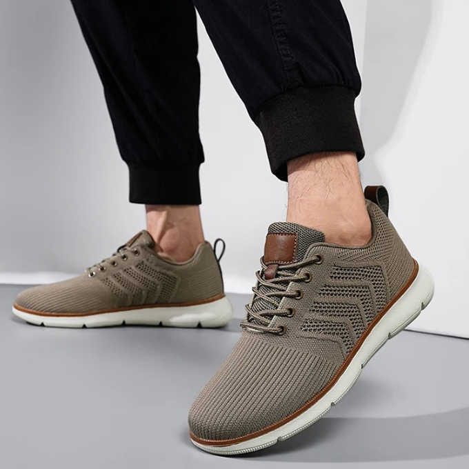 Men's Knitted Trainers