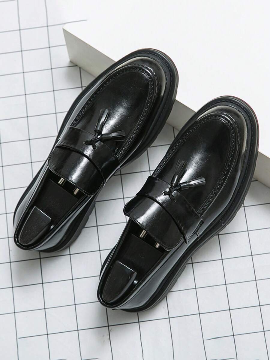 Men's Fringed Strap Loafers