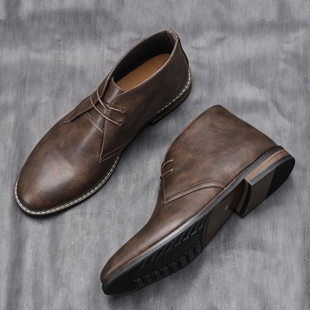 Men's Lace-Up Chukka Boots