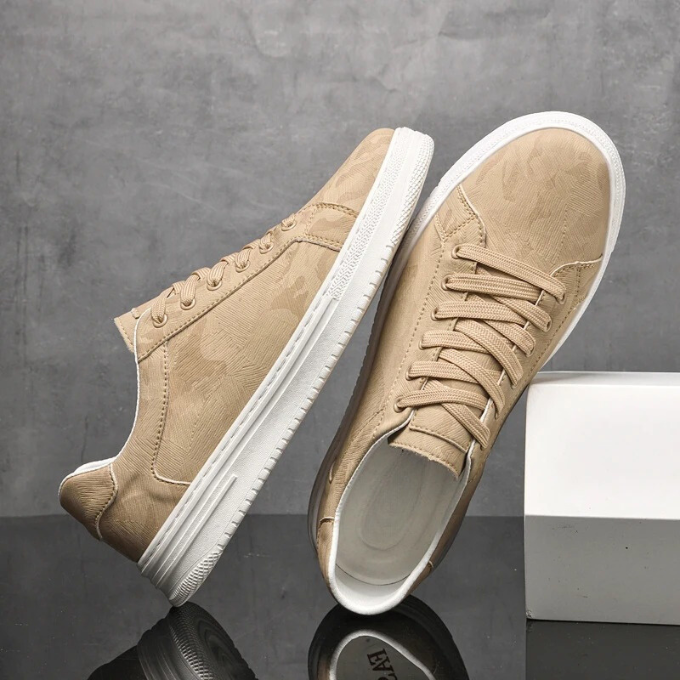 Men's Lace-Up Court Trainers
