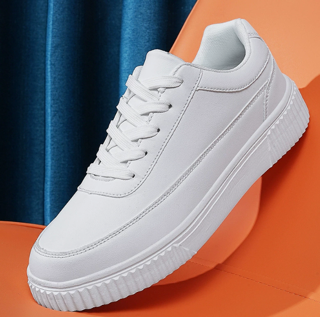Men's Lace-Up Trainers