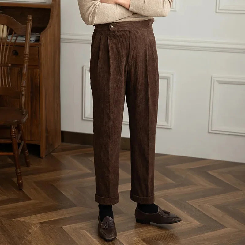 Men's Pleated Straight-Leg Trousers