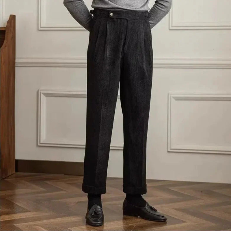 Men's Pleated Straight-Leg Trousers