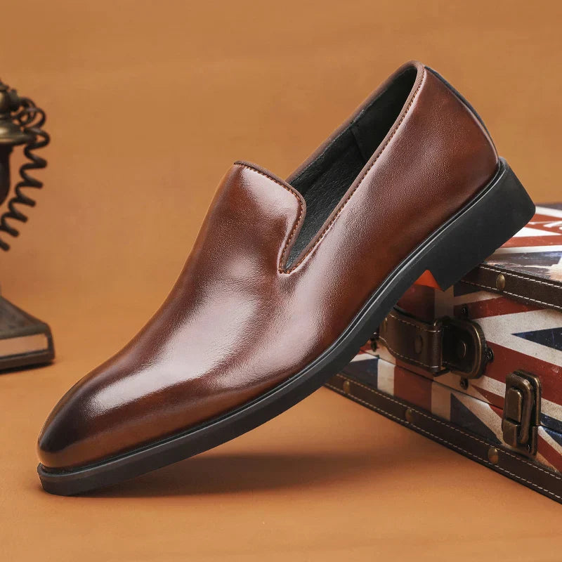Men's Pointed Toe Slip-On Shoes