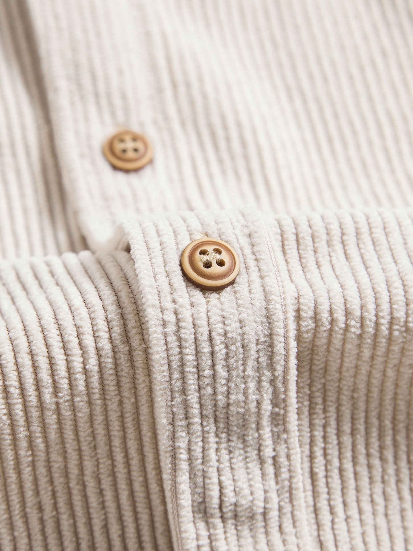 Men's Short Sleeve Button-Up Shirt